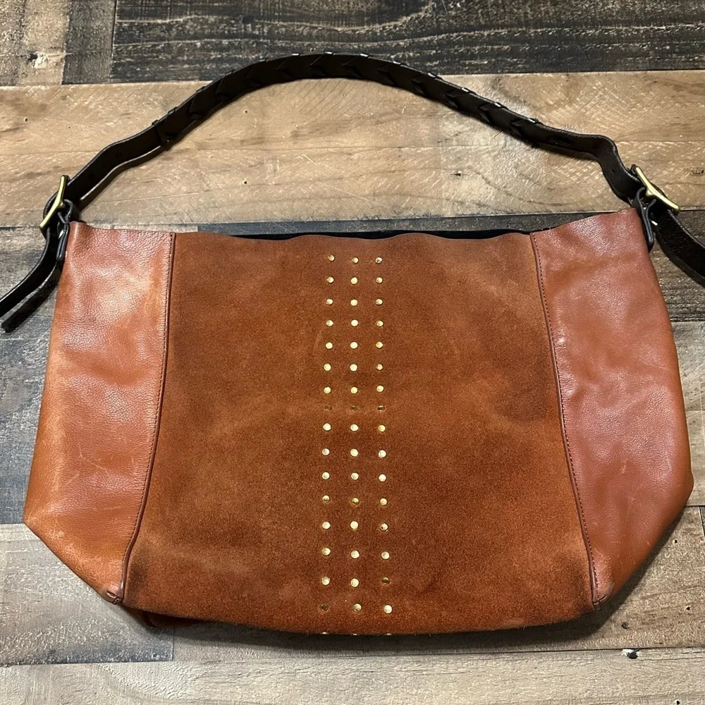 Kempton & Co Cowdray Hobo - Rust Stud